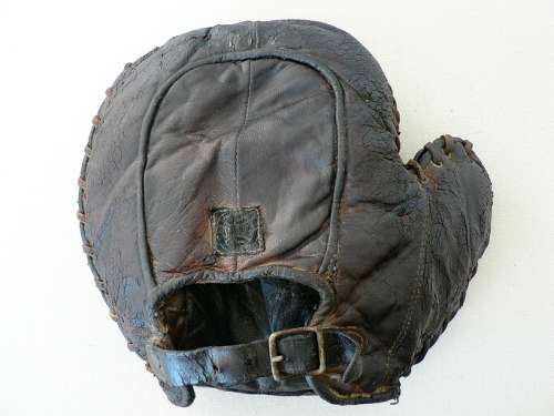 Early 1900's Spalding Crescent Basemitt Back